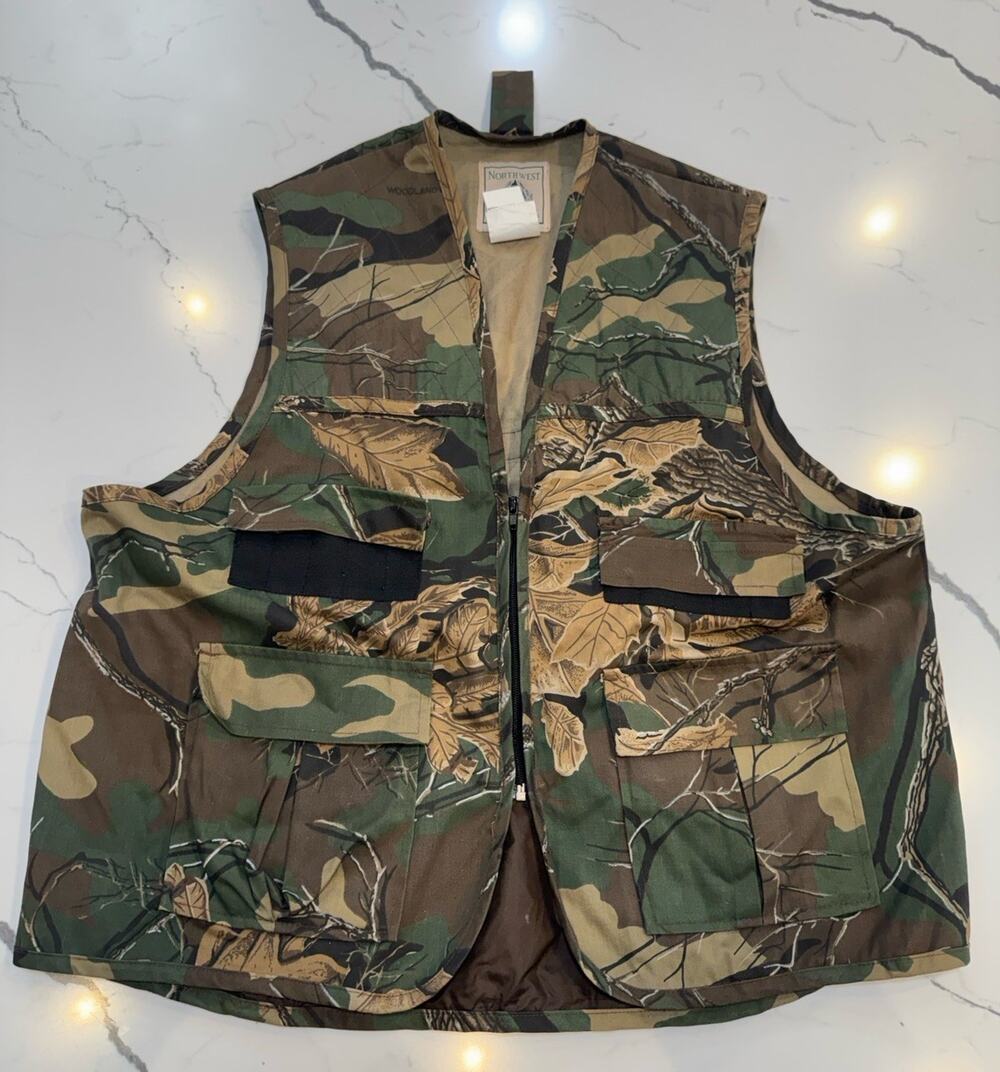Vintage Northwestern Territory Camo Hunting Vest Men’s Large Zip Front Game